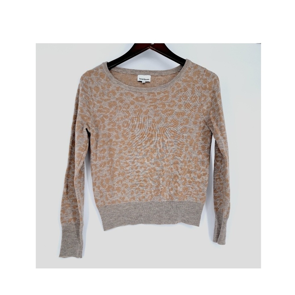 Heartloom Sweater Women XS Tan Leopard Print Crew Neck Long Sleeve